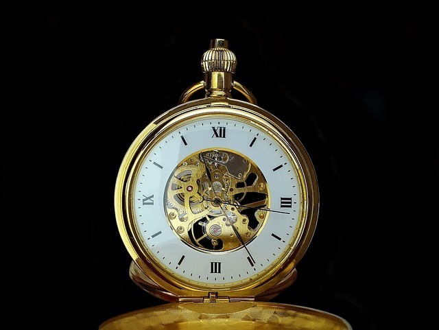 pocket-watch-2061228_640.jpg